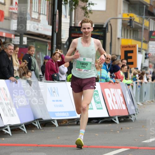21.09.2025 - PSD Bank Halbmarathon Strokosch-Dieckow http://msf.ph/oto/8943582 21.09.2025 11:17:27 Ziel 1833 meine-sportfotos.de