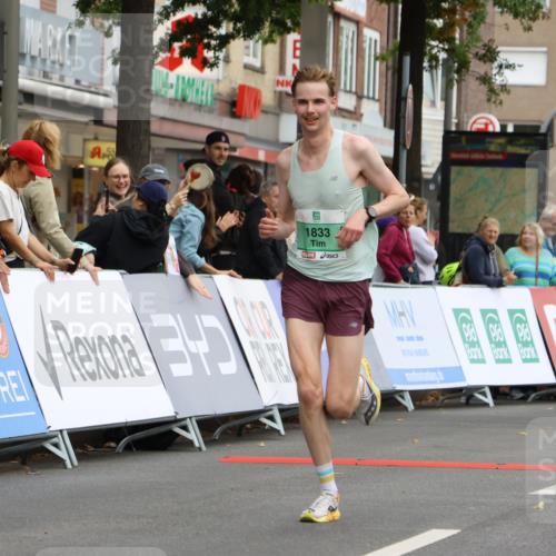 21.09.2025 - PSD Bank Halbmarathon Strokosch-Dieckow http://msf.ph/oto/8943586 21.09.2025 11:17:28 Ziel 1833 meine-sportfotos.de