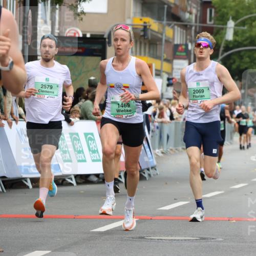 21.09.2025 - PSD Bank Halbmarathon Strokosch-Dieckow http://msf.ph/oto/8943593 21.09.2025 11:39:42 Ziel 1469, 1483, 1784, 1960, 1970, 2059, 2069, 2084, 2085, 2333, 2579, 2897, 3909 meine-sportfotos.de