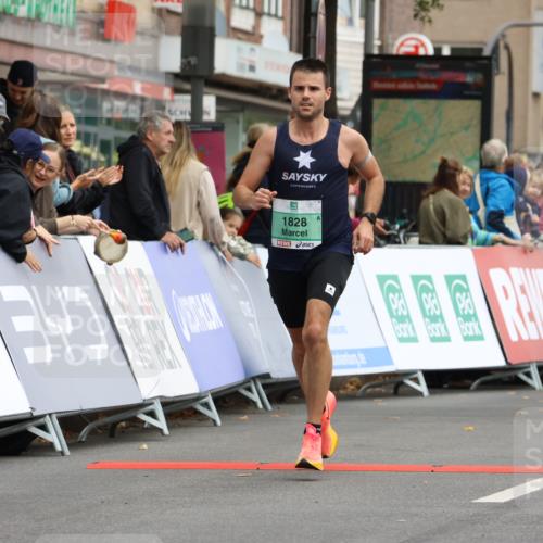 21.09.2025 - PSD Bank Halbmarathon Strokosch-Dieckow http://msf.ph/oto/8943656 21.09.2025 11:18:26 Ziel 1828 meine-sportfotos.de