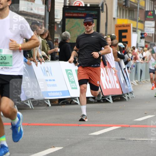 21.09.2025 - PSD Bank Halbmarathon Strokosch-Dieckow http://msf.ph/oto/8943677 21.09.2025 11:40:07 Ziel 1320, 1645, 1932, 2015, 2063, 2442 meine-sportfotos.de