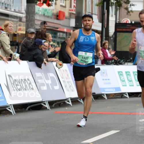 21.09.2025 - PSD Bank Halbmarathon Strokosch-Dieckow http://msf.ph/oto/8943689 21.09.2025 11:18:37 Ziel 1327, 3899 meine-sportfotos.de