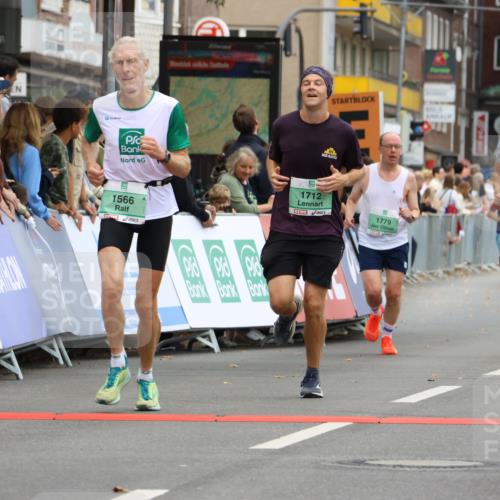 21.09.2025 - PSD Bank Halbmarathon Strokosch-Dieckow http://msf.ph/oto/8943695 21.09.2025 11:40:14 Ziel 1320, 1566, 1712, 1779, 1932, 2021, 2063 meine-sportfotos.de