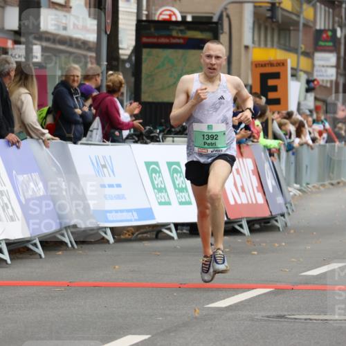 21.09.2025 - PSD Bank Halbmarathon Strokosch-Dieckow http://msf.ph/oto/8943699 21.09.2025 11:18:51 Ziel 1392 meine-sportfotos.de