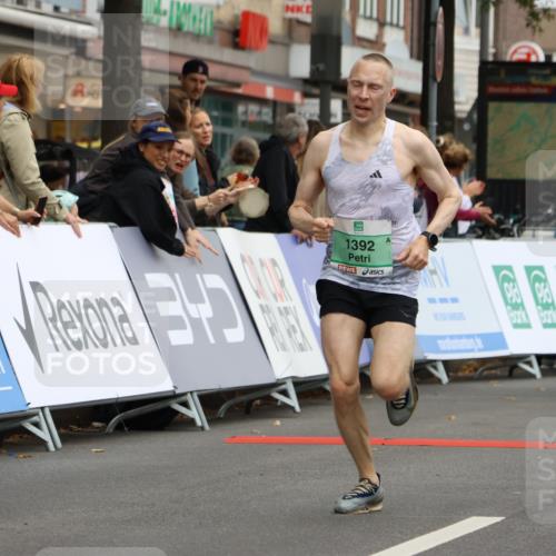 21.09.2025 - PSD Bank Halbmarathon Strokosch-Dieckow http://msf.ph/oto/8943706 21.09.2025 11:18:52 Ziel 1307, 1392 meine-sportfotos.de