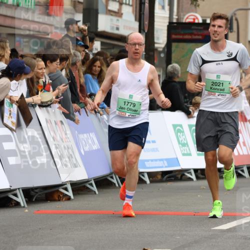 21.09.2025 - PSD Bank Halbmarathon Strokosch-Dieckow http://msf.ph/oto/8943709 21.09.2025 11:40:18 Ziel 1566, 1712, 1779, 1932, 2021, 2063 meine-sportfotos.de