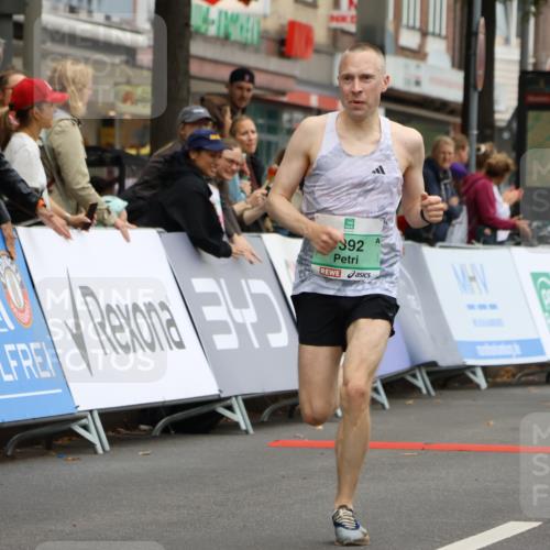21.09.2025 - PSD Bank Halbmarathon Strokosch-Dieckow http://msf.ph/oto/8943714 21.09.2025 11:18:52 Ziel 1307, 1392 meine-sportfotos.de