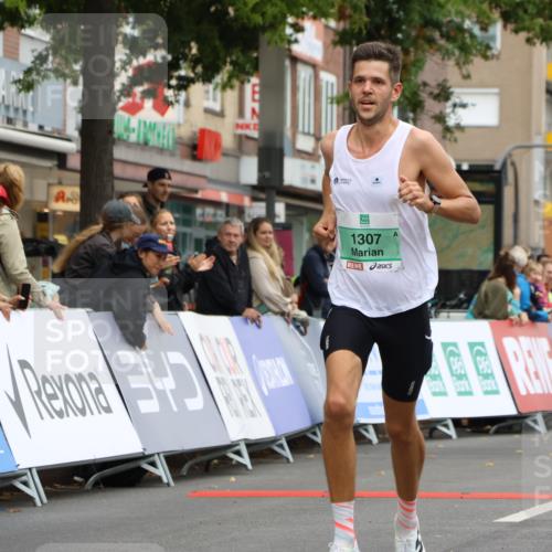 21.09.2025 - PSD Bank Halbmarathon Strokosch-Dieckow http://msf.ph/oto/8943750 21.09.2025 11:19:01 Ziel 1307, 1392 meine-sportfotos.de