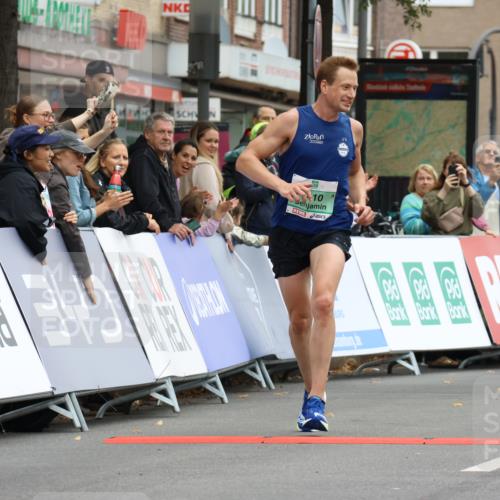 21.09.2025 - PSD Bank Halbmarathon Strokosch-Dieckow http://msf.ph/oto/8943830 21.09.2025 11:20:13 Ziel 1410, 1447, 1841 meine-sportfotos.de