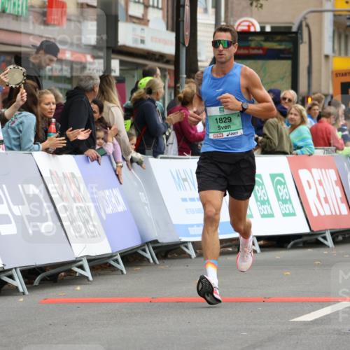 21.09.2025 - PSD Bank Halbmarathon Strokosch-Dieckow http://msf.ph/oto/8943872 21.09.2025 11:20:39 Ziel 1440, 1829 meine-sportfotos.de