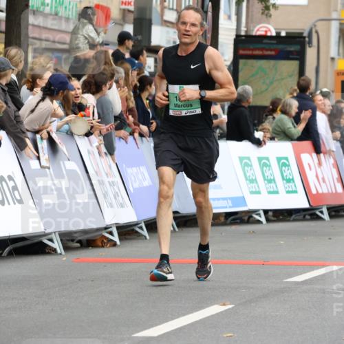 21.09.2025 - PSD Bank Halbmarathon Strokosch-Dieckow http://msf.ph/oto/8943898 21.09.2025 11:41:38 Ziel 1399, 1758, 1765, 1887, 2029, 2043, 2111, 2231, 3895 meine-sportfotos.de