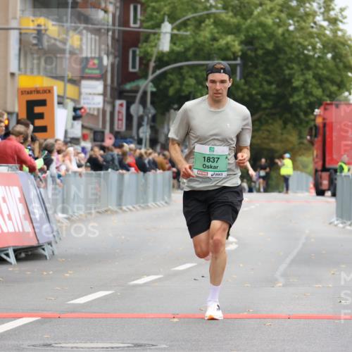 21.09.2025 - PSD Bank Halbmarathon Strokosch-Dieckow http://msf.ph/oto/8943920 21.09.2025 11:20:50 Ziel 1440, 1835, 1837 meine-sportfotos.de