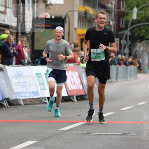 21.09.2025 - PSD Bank Halbmarathon Strokosch-Dieckow http://msf.ph/oto/8943948 21.09.2025 11:20:59 Ziel 1835, 1837, 1846, 1862 meine-sportfotos.de
