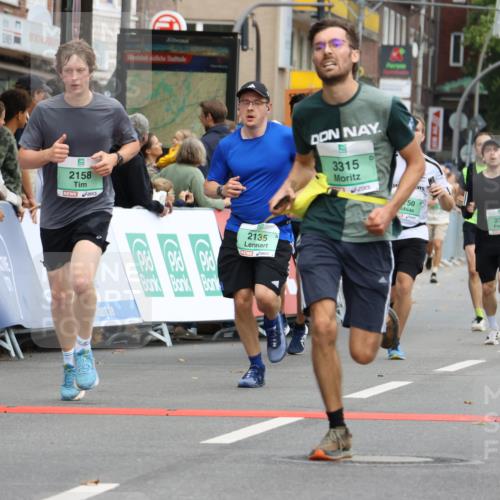 21.09.2025 - PSD Bank Halbmarathon Strokosch-Dieckow http://msf.ph/oto/8944019 21.09.2025 11:42:47 Ziel 1090, 1749, 1750, 2123, 2135, 2158, 2174, 2207, 2369, 3315 meine-sportfotos.de