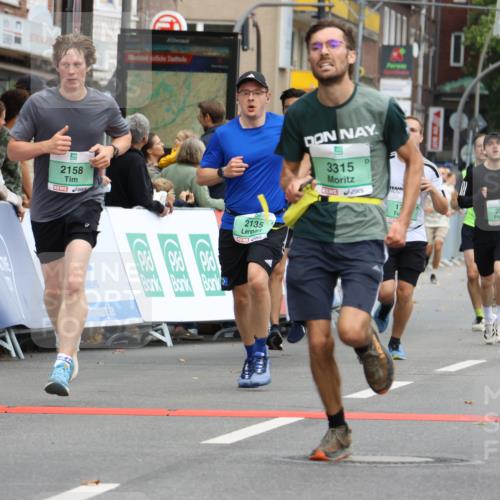 21.09.2025 - PSD Bank Halbmarathon Strokosch-Dieckow http://msf.ph/oto/8944021 21.09.2025 11:42:47 Ziel 1090, 1749, 1750, 2123, 2135, 2158, 2174, 2207, 2369, 3315 meine-sportfotos.de