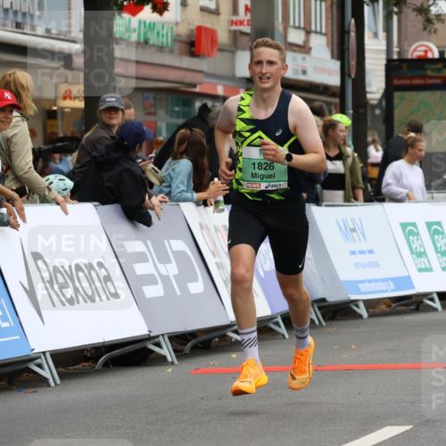 21.09.2025 - PSD Bank Halbmarathon Strokosch-Dieckow http://msf.ph/oto/8944026 21.09.2025 11:22:22 Ziel 1826 meine-sportfotos.de
