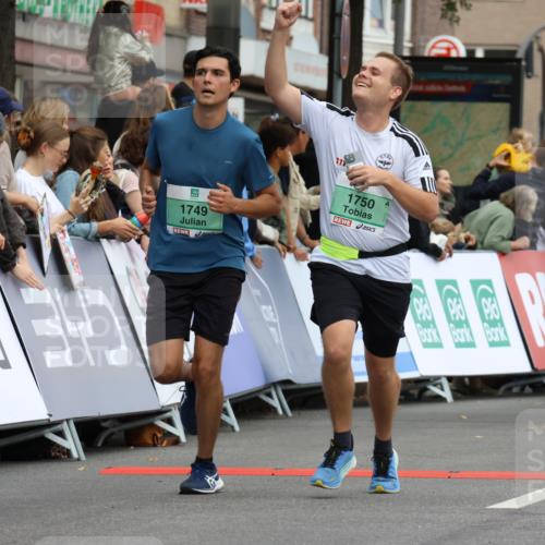 21.09.2025 - PSD Bank Halbmarathon Strokosch-Dieckow http://msf.ph/oto/8944031 21.09.2025 11:42:50 Ziel 1749, 1750, 2100, 2123, 2135, 2158, 2174, 2369, 3315 meine-sportfotos.de