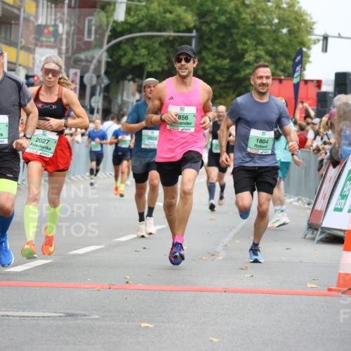 21.09.2025 - PSD Bank Halbmarathon Strokosch-Dieckow http://msf.ph/oto/8944092 21.09.2025 11:43:15 Ziel 1262, 1264, 1804, 1856, 1943, 2027, 2154, 2240, 2265, 3920 meine-sportfotos.de