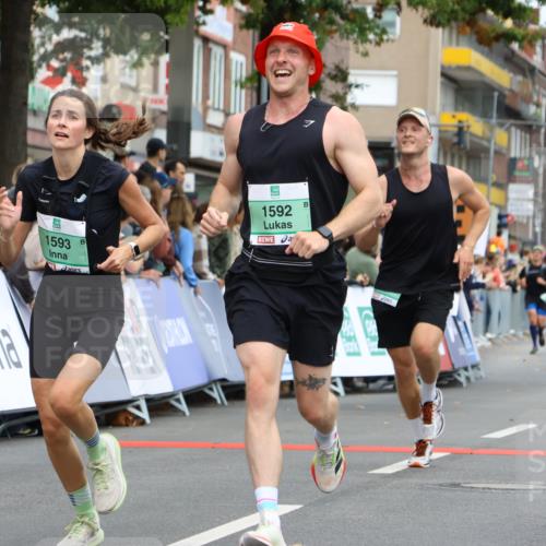 21.09.2025 - PSD Bank Halbmarathon Strokosch-Dieckow http://msf.ph/oto/8944110 21.09.2025 11:43:33 Ziel 1073, 1336, 1592, 1593, 1736, 2208, 2252, 2267, 3188, 3934 meine-sportfotos.de