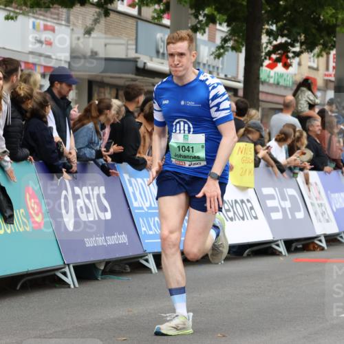 21.09.2025 - PSD Bank Halbmarathon Strokosch-Dieckow http://msf.ph/oto/8944188 21.09.2025 11:45:32 Ziel 1023, 1041, 2143, 2261, 2939 meine-sportfotos.de