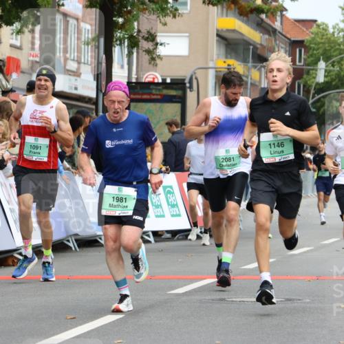 21.09.2025 - PSD Bank Halbmarathon Strokosch-Dieckow http://msf.ph/oto/8944193 21.09.2025 11:44:08 Ziel 1091, 1146, 1329, 1621, 1757, 1806, 1981, 1986, 2081, 2196, 2294, 2460, 3023, 4057 meine-sportfotos.de