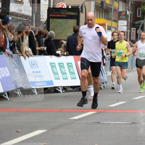 21.09.2025 - PSD Bank Halbmarathon Strokosch-Dieckow http://msf.ph/oto/8944212 21.09.2025 11:44:14 Ziel 1020, 1091, 1146, 1329, 1806, 1966, 1981, 1997, 2081, 2173, 2386, 3023, 4057 meine-sportfotos.de