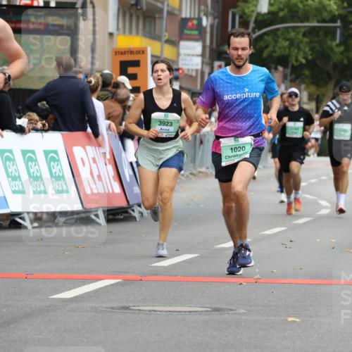 21.09.2025 - PSD Bank Halbmarathon Strokosch-Dieckow http://msf.ph/oto/8944235 21.09.2025 11:44:20 Ziel 1020, 1329, 1743, 1966, 1997, 2173, 2184, 2386, 3023, 3923, 4057 meine-sportfotos.de