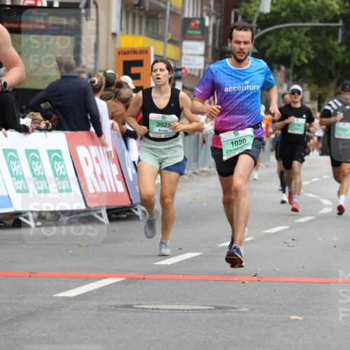 21.09.2025 - PSD Bank Halbmarathon Strokosch-Dieckow http://msf.ph/oto/8944236 21.09.2025 11:44:20 Ziel 1020, 1329, 1743, 1966, 1997, 2173, 2184, 2386, 3023, 3923, 4057 meine-sportfotos.de