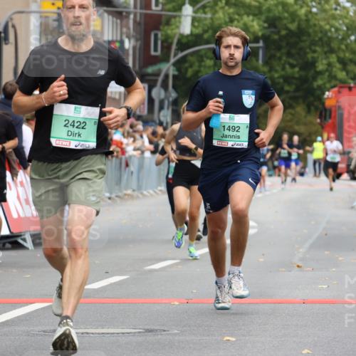 21.09.2025 - PSD Bank Halbmarathon Strokosch-Dieckow http://msf.ph/oto/8944247 21.09.2025 11:45:46 Ziel 1049, 1364, 1534, 2103, 2117, 2261, 2292, 2406, 2409, 2422, 2483, 3173 meine-sportfotos.de