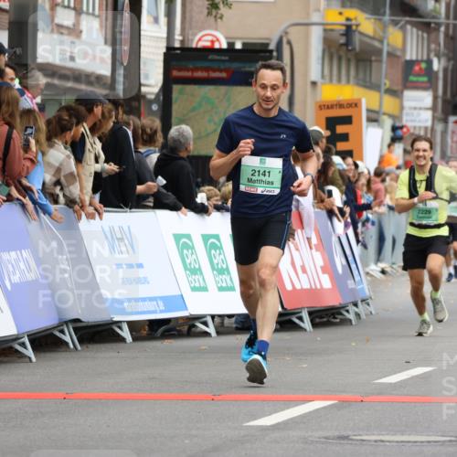 21.09.2025 - PSD Bank Halbmarathon Strokosch-Dieckow http://msf.ph/oto/8944269 21.09.2025 11:46:03 Ziel 1029, 1751, 2129, 2141, 2229, 2235 meine-sportfotos.de