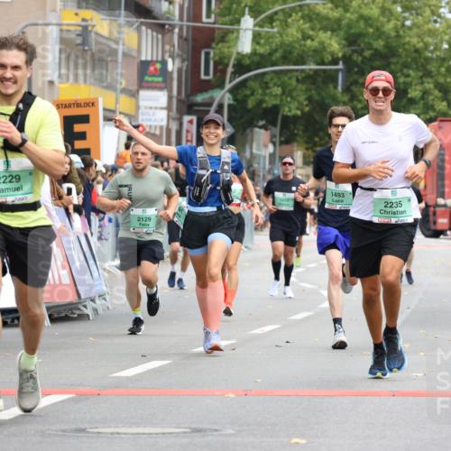 21.09.2025 - PSD Bank Halbmarathon Strokosch-Dieckow http://msf.ph/oto/8944284 21.09.2025 11:46:06 Ziel 1062, 1751, 2129, 2141, 2229, 2235 meine-sportfotos.de