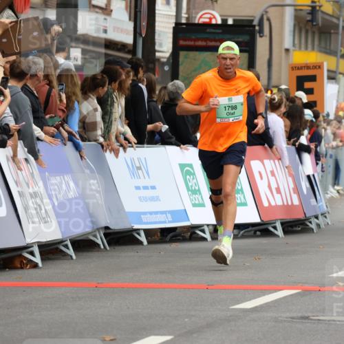 21.09.2025 - PSD Bank Halbmarathon Strokosch-Dieckow http://msf.ph/oto/8944294 21.09.2025 11:44:34 Ziel 1743, 1798, 1839, 2184, 2188, 2303, 2308, 2351 meine-sportfotos.de
