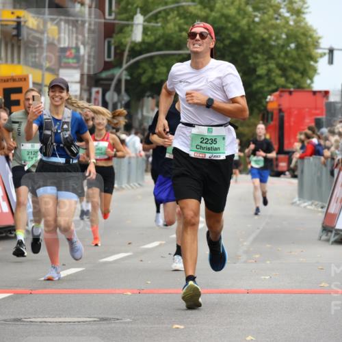 21.09.2025 - PSD Bank Halbmarathon Strokosch-Dieckow http://msf.ph/oto/8944296 21.09.2025 11:46:07 Ziel 1062, 1751, 2129, 2141, 2229, 2235 meine-sportfotos.de