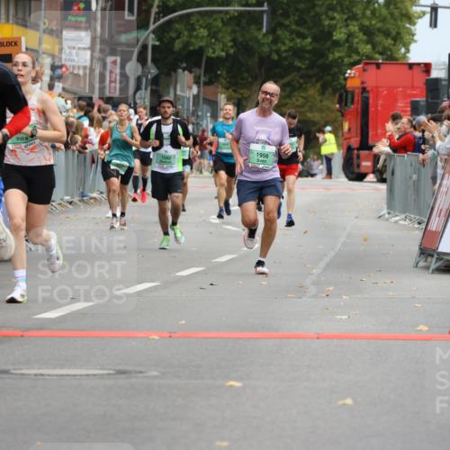21.09.2025 - PSD Bank Halbmarathon Strokosch-Dieckow http://msf.ph/oto/8944390 21.09.2025 11:46:39 Ziel 1583, 1956, 2112, 2155, 2391, 2657, 2919 meine-sportfotos.de