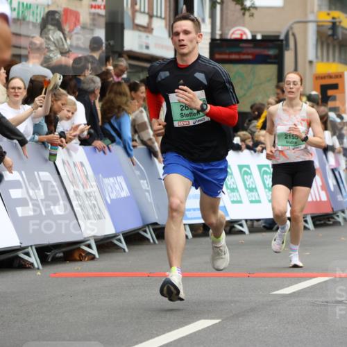 21.09.2025 - PSD Bank Halbmarathon Strokosch-Dieckow http://msf.ph/oto/8944395 21.09.2025 11:46:40 Ziel 1583, 1956, 2112, 2155, 2391, 2657, 2919 meine-sportfotos.de