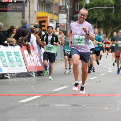 21.09.2025 - PSD Bank Halbmarathon Strokosch-Dieckow http://msf.ph/oto/8944404 21.09.2025 11:46:43 Ziel 1582, 1601, 1956, 2112, 2155, 2391, 2634, 2657, 3102 meine-sportfotos.de