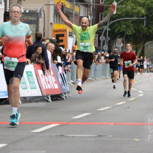 21.09.2025 - PSD Bank Halbmarathon Strokosch-Dieckow http://msf.ph/oto/8944441 21.09.2025 11:47:01 Ziel 1368, 1465, 1965, 1993, 2070, 2078, 2478, 3078 meine-sportfotos.de