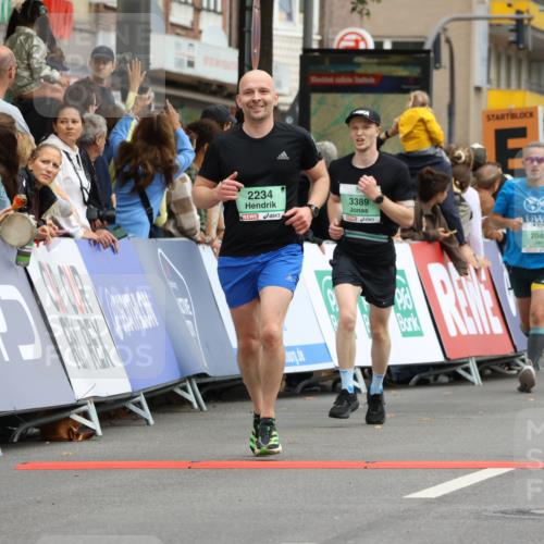 21.09.2025 - PSD Bank Halbmarathon Strokosch-Dieckow http://msf.ph/oto/8944461 21.09.2025 11:47:23 Ziel 1164, 1401, 1530, 2049, 2234, 2522, 3389 meine-sportfotos.de