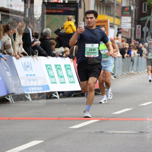 21.09.2025 - PSD Bank Halbmarathon Strokosch-Dieckow http://msf.ph/oto/8944526 21.09.2025 11:48:03 Ziel 1067, 1081, 1412, 2230, 2233, 3926, 4054 meine-sportfotos.de