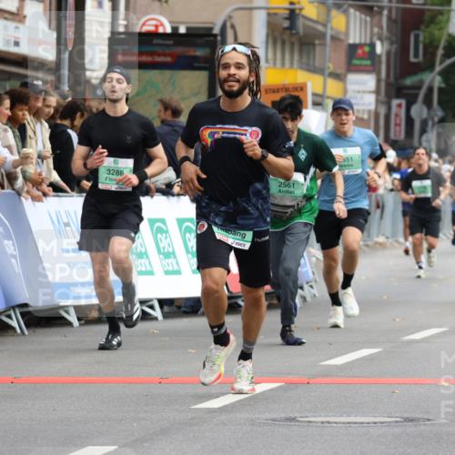 21.09.2025 - PSD Bank Halbmarathon Strokosch-Dieckow http://msf.ph/oto/8944552 21.09.2025 11:48:26 Ziel 1234, 1942, 2182, 2259, 2551, 2561, 3288, 3921 meine-sportfotos.de