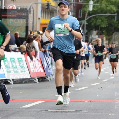 21.09.2025 - PSD Bank Halbmarathon Strokosch-Dieckow http://msf.ph/oto/8944560 21.09.2025 11:48:29 Ziel 1234, 1719, 1942, 2182, 2260, 2551, 2561, 3288 meine-sportfotos.de