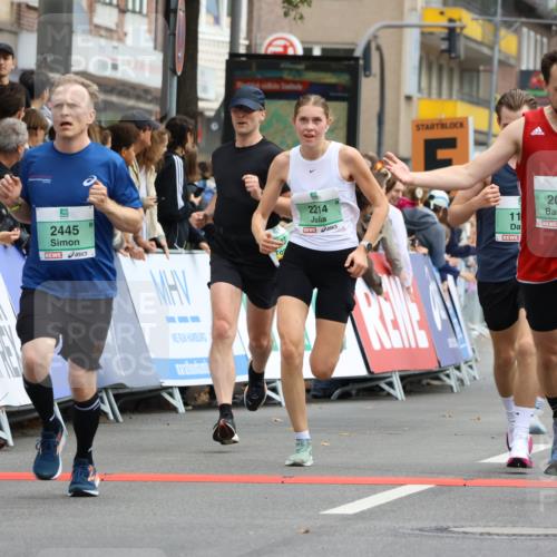21.09.2025 - PSD Bank Halbmarathon Strokosch-Dieckow http://msf.ph/oto/8944587 21.09.2025 11:48:44 Ziel 1129, 1271, 1719, 1983, 1987, 2004, 2053, 2106, 2214, 2260, 2415, 2419, 2421, 2438, 2445, 2564, 3088 meine-sportfotos.de