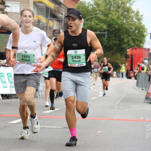 21.09.2025 - PSD Bank Halbmarathon Strokosch-Dieckow http://msf.ph/oto/8944596 21.09.2025 11:48:46 Ziel 1129, 1271, 1983, 1987, 2004, 2053, 2106, 2214, 2335, 2415, 2419, 2421, 2438, 2445, 2564, 3088 meine-sportfotos.de