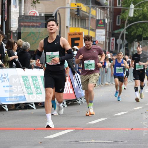 21.09.2025 - PSD Bank Halbmarathon Strokosch-Dieckow http://msf.ph/oto/8944625 21.09.2025 11:49:03 Ziel 1195, 1659, 1692, 2098, 2251, 2307, 2480, 2777, 2993 meine-sportfotos.de