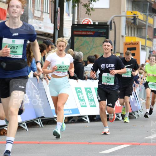 21.09.2025 - PSD Bank Halbmarathon Strokosch-Dieckow http://msf.ph/oto/8944639 21.09.2025 11:49:16 Ziel 1257, 1356, 1692, 2010, 2463, 2480, 2737, 2830, 3376, 3896, 4010 meine-sportfotos.de