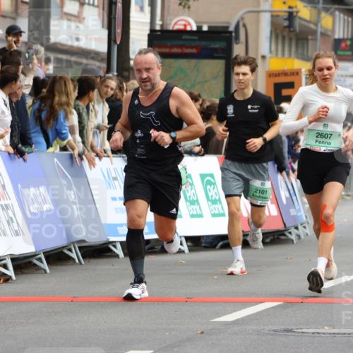 21.09.2025 - PSD Bank Halbmarathon Strokosch-Dieckow http://msf.ph/oto/8944652 21.09.2025 11:49:23 Ziel 1257, 1356, 2010, 2101, 2322, 2463, 2607, 2737, 2830, 3376, 3896, 4010 meine-sportfotos.de