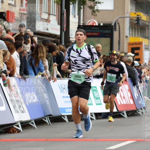 21.09.2025 - PSD Bank Halbmarathon Strokosch-Dieckow http://msf.ph/oto/8944657 21.09.2025 11:49:31 Ziel 1233, 1657, 2010, 2101, 2322, 2376, 2607, 2830, 3055, 4010 meine-sportfotos.de
