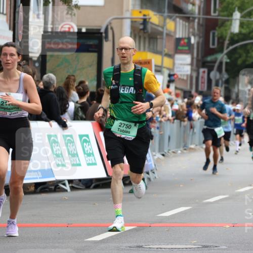 21.09.2025 - PSD Bank Halbmarathon Strokosch-Dieckow http://msf.ph/oto/8944760 21.09.2025 11:50:40 Ziel 2172, 2280, 2298, 2572, 2750, 2811, 2934, 3935 meine-sportfotos.de