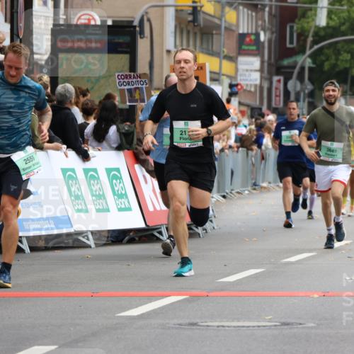 21.09.2025 - PSD Bank Halbmarathon Strokosch-Dieckow http://msf.ph/oto/8944770 21.09.2025 11:50:48 Ziel 2172, 2177, 2298, 2559, 2620, 2750, 3649, 3935 meine-sportfotos.de