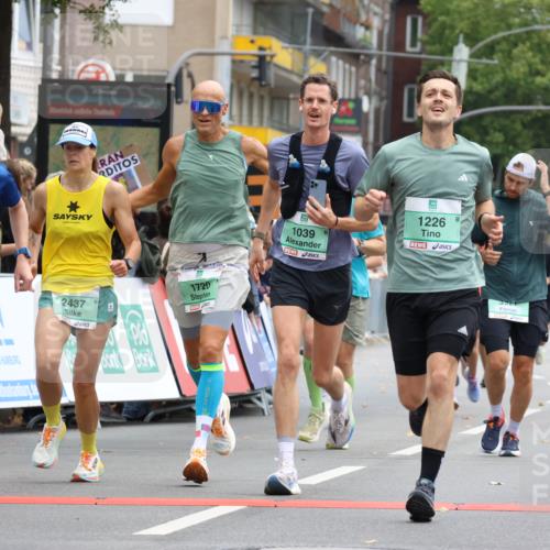 21.09.2025 - PSD Bank Halbmarathon Strokosch-Dieckow http://msf.ph/oto/8944782 21.09.2025 11:50:57 Ziel 1003, 1039, 1226, 1720, 2177, 2256, 2331, 2342, 2437, 2444, 2559, 2620, 2633, 3649, 3927 meine-sportfotos.de